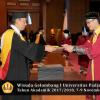 Wisuda Unpad Gel I TA 2017_2018  Fakultas keperawatan oleh dekan 050