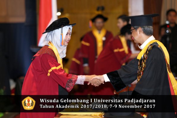 Wisuda Unpad Gel I TA 2017_2018  Fakultas Teknik Geologi Oleh Rektor 022
