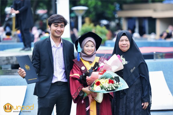 WISUDA UNPAD GEL I  TA 2022-2023 LIPUTAN SESI IV (48)