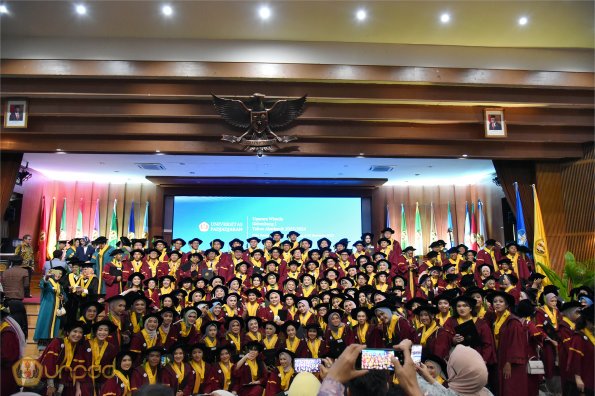 WISUDA UNPAD GOL. 1 TA 2023-2024 LIPUTAN SESI 1 (120)