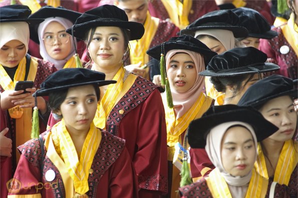 WISUDA UNPAD GOL. 1 TA 2023-2024 LIPUTAN SESI 1 (13)