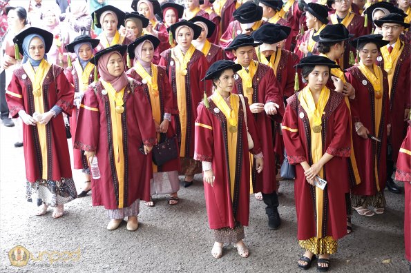 WISUDA UNPAD GOL. 1 TA 2023-2024 LIPUTAN SESI 1 (31)