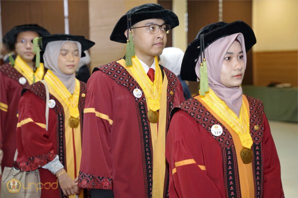 WISUDA UNPAD GOL. 1 TA 2023-2024 LIPUTAN SESI 1 (46)