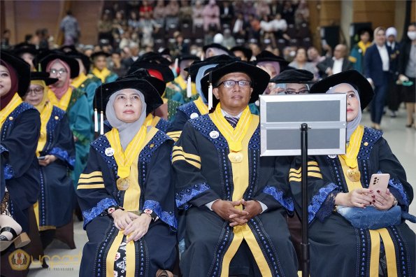 WISUDA UNPAD GOL. 1 TA 2023-2024 LIPUTAN SESI 1 (55)