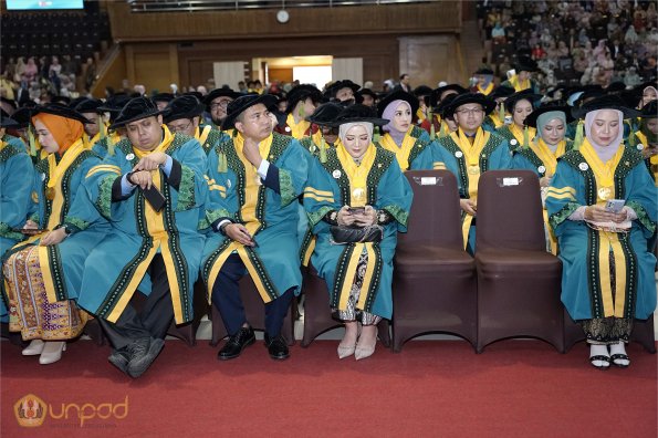 WISUDA UNPAD GOL. 1 TA 2023-2024 LIPUTAN SESI 1 (61)