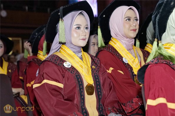 WISUDA UNPAD GOL. 1 TA 2023-2024 LIPUTAN SESI 1 (71)