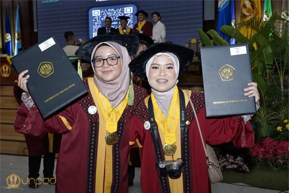 WISUDA UNPAD GOL. 1 TA 2023-2024 LIPUTAN SESI 1 (94)