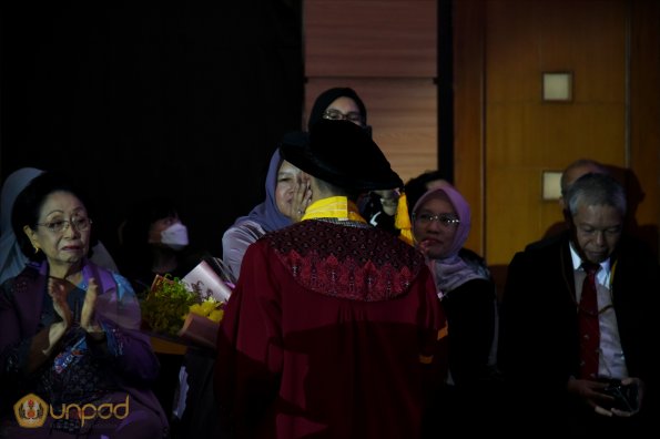 WISUDA UNPAD GOL. 1 TA 2023-2024 LIPUTAN SESI 2 (102)