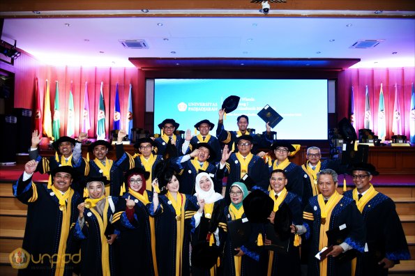 WISUDA UNPAD GOL. 1 TA 2023-2024 LIPUTAN SESI 2 (105)