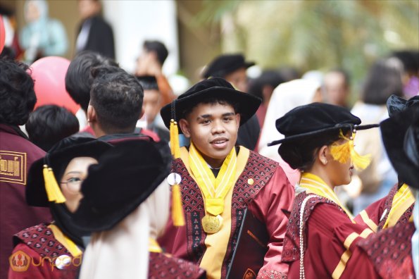 WISUDA UNPAD GOL. 1 TA 2023-2024 LIPUTAN SESI 2 (118)