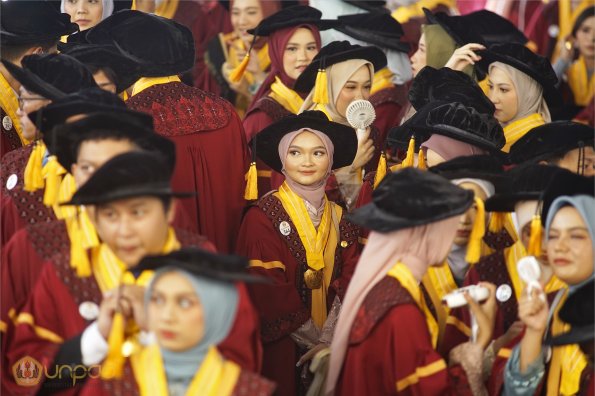 WISUDA UNPAD GOL. 1 TA 2023-2024 LIPUTAN SESI 2 (25)