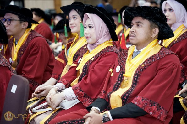 WISUDA UNPAD GOL. 1 TA 2023-2024 LIPUTAN SESI 2 (81)