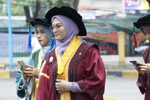 WISUDA UNPAD GOL. 1 TA 2023-2024 LIPUTAN SESI 3 (1)