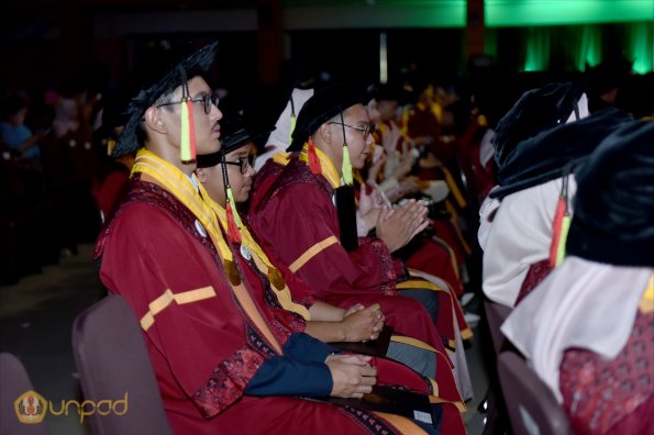 WISUDA UNPAD GOL. 1 TA 2023-2024 LIPUTAN SESI 3 (127)