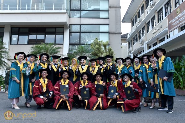 WISUDA UNPAD GOL. 1 TA 2023-2024 LIPUTAN SESI 3 (129)