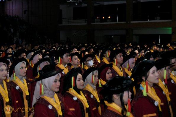 WISUDA UNPAD GOL. 1 TA 2023-2024 LIPUTAN SESI 3 (140)