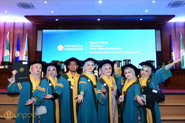 WISUDA UNPAD GOL. 1 TA 2023-2024 LIPUTAN SESI 3 (141)