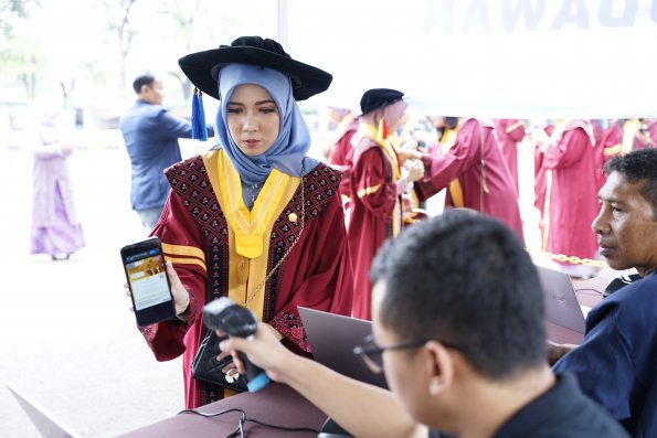 WISUDA UNPAD GOL. 1 TA 2023-2024 LIPUTAN SESI 3 (40)