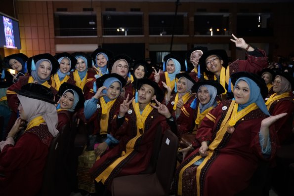 WISUDA UNPAD GOL. 1 TA 2023-2024 LIPUTAN SESI 3 (60)