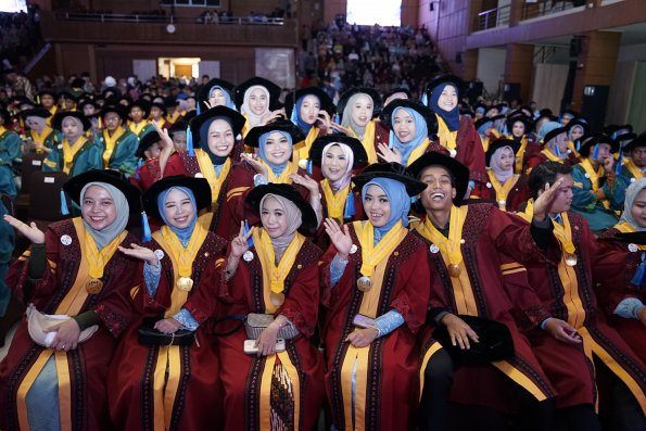 WISUDA UNPAD GOL. 1 TA 2023-2024 LIPUTAN SESI 3 (66)