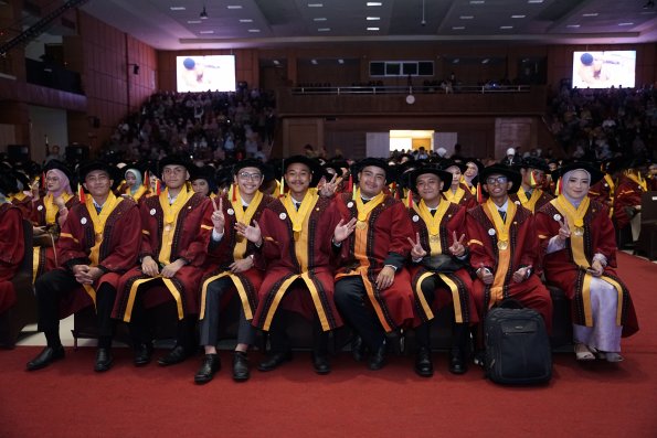 WISUDA UNPAD GOL. 1 TA 2023-2024 LIPUTAN SESI 3 (70)