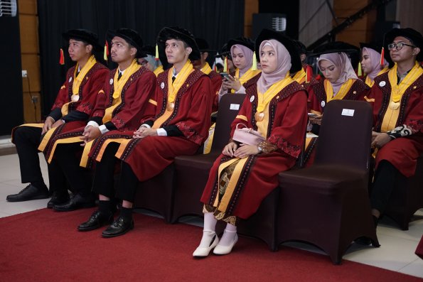 WISUDA UNPAD GOL. 1 TA 2023-2024 LIPUTAN SESI 3 (72)