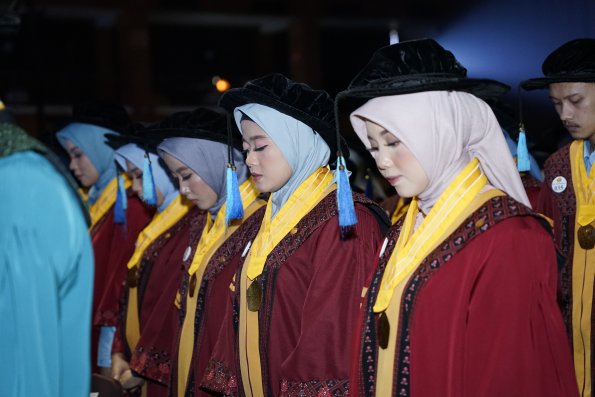 WISUDA UNPAD GOL. 1 TA 2023-2024 LIPUTAN SESI 3 (83)