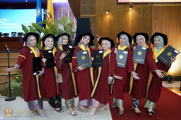 WISUDA UNPAD GOL. 1 TA 2023-2024 LIPUTAN SESI 3 (91)