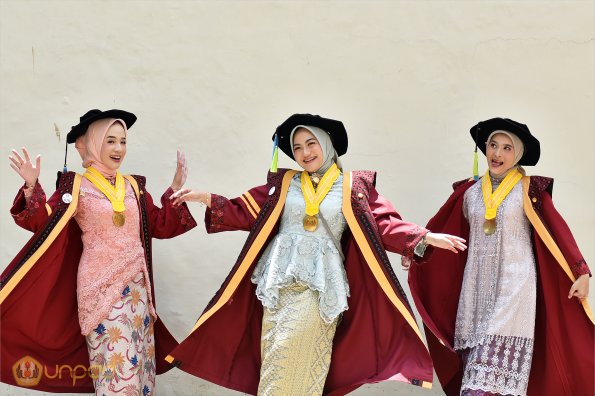 LIPUTAN WISUDA UNPAD GOL 1 TA 2023-2024 SESI IV (102)