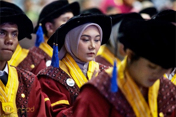 LIPUTAN WISUDA UNPAD GOL 1 TA 2023-2024 SESI IV (27)
