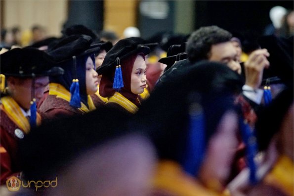 LIPUTAN WISUDA UNPAD GOL 1 TA 2023-2024 SESI IV (29)