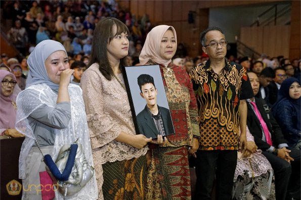 LIPUTAN WISUDA UNPAD GOL 1 TA 2023-2024 SESI IV (57)