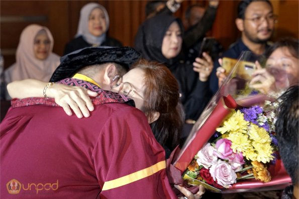 LIPUTAN WISUDA UNPAD GOL 1 TA 2023-2024 SESI IV (65)