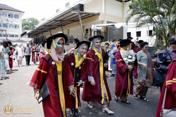 LIPUTAN WISUDA UNPAD GOL 1 TA 2023-2024 SESI IV (81)