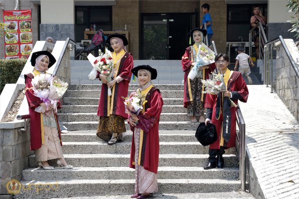 LIPUTAN WISUDA UNPAD GOL 1 TA 2023-2024 SESI IV (85)