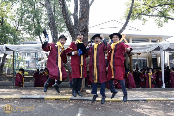 LIPUTAN WISUDA UNPAD GOL 1 TA 2023-2024 SESI V (3)