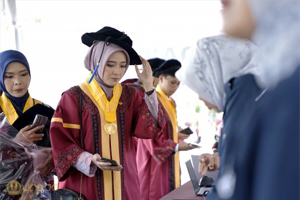 LIPUTAN WISUDA UNPAD GOL 1 TA 2023-2024 SESI V (4)