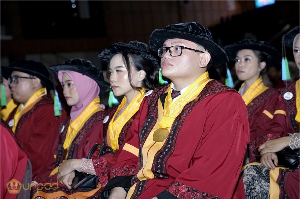 LIPUTAN WISUDA UNPAD GOL 1 TA 2023-2024 SESI V (43)