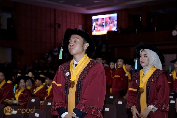 LIPUTAN WISUDA UNPAD GOL 1 TA 2023-2024 SESI V (55)