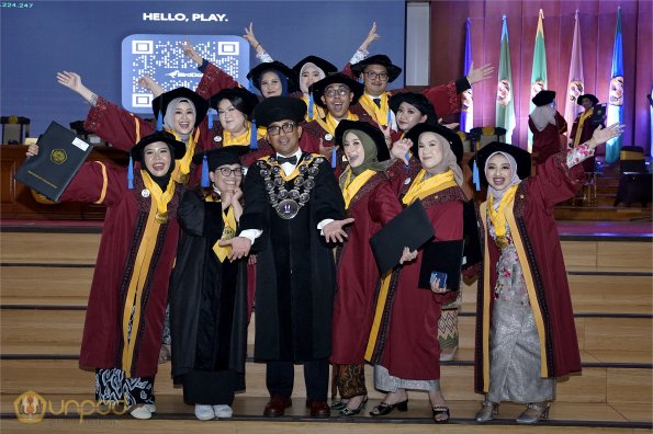 LIPUTAN WISUDA UNPAD GOL 1 TA 2023-2024 SESI V (72)