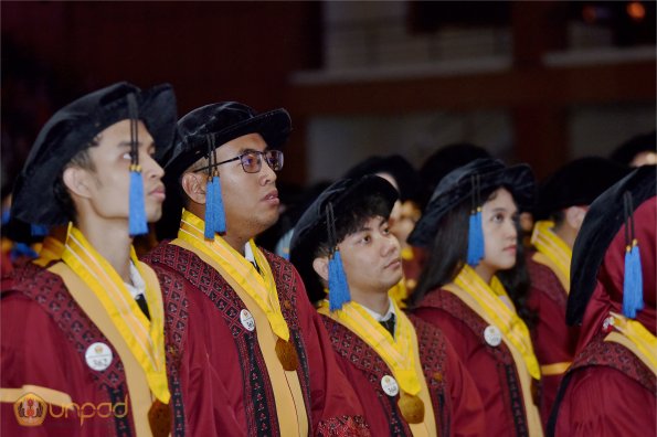 LIPUTAN WISUDA UNPAD GOL 1 TA 2023-2024 SESI V (81)