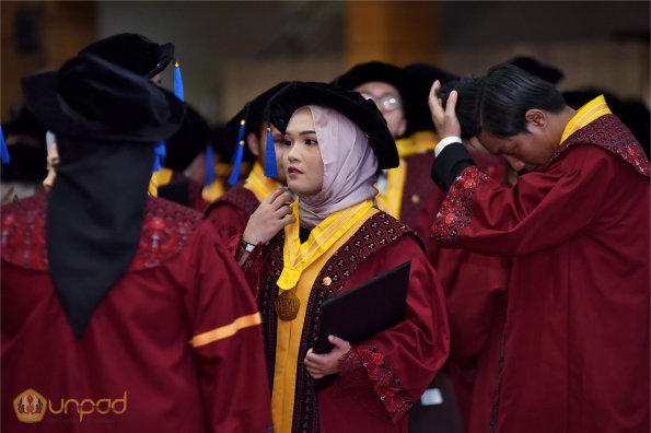 LIPUTAN WISUDA UNPAD GOL 1 TA 2023-2024 SESI V (85)