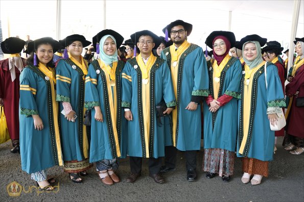 LIPUTAN WISUDA UNPAD GOL 1 TA 2023-2024 SESI VI (10)