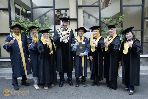 LIPUTAN WISUDA UNPAD GOL 1 TA 2023-2024 SESI VI (76)