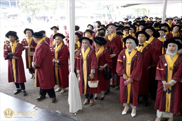LIPUTAN WISUDA UNPAD GOL 1 TA 2023-2024 SESI VII (126)