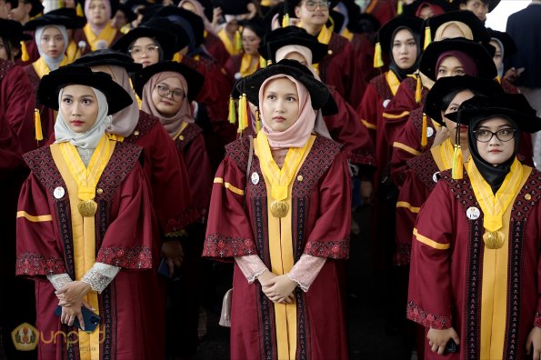LIPUTAN WISUDA UNPAD GOL 1 TA 2023-2024 SESI VII (129)