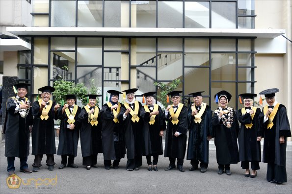 LIPUTAN WISUDA UNPAD GOL 1 TA 2023-2024 SESI VII (24)