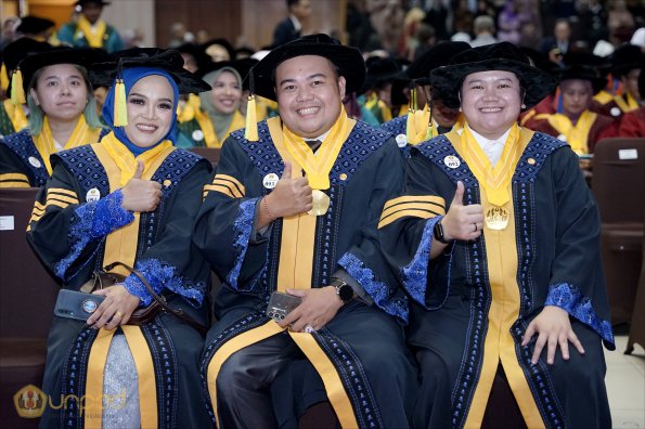 LIPUTAN WISUDA UNPAD GOL 1 TA 2023-2024 SESI VII (95)