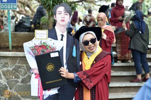 LIPUTAN WISUDA UNPAD GOL 1 TA 2023-2024 SESI VIII (114)