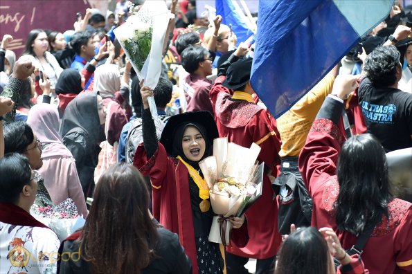 LIPUTAN WISUDA UNPAD GOL 1 TA 2023-2024 SESI VIII (117)